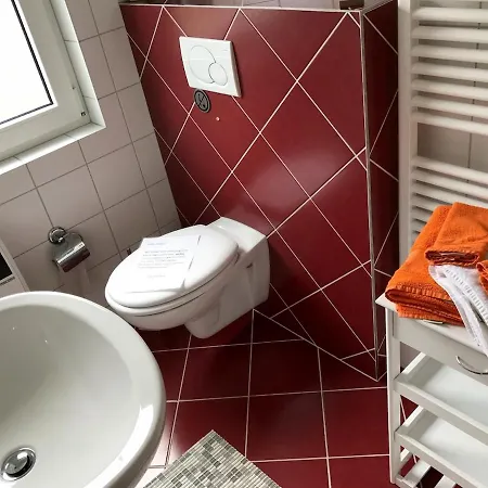 Modernes Wohnstudio Im Wald, Auf Dem Rennsteig Naehe Apartment