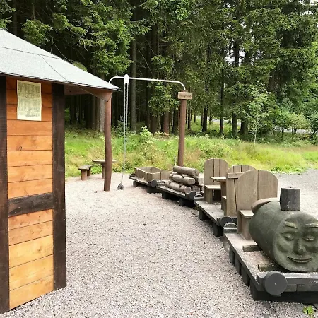 Modernes Wohnstudio Im Wald, Auf Dem Rennsteig Naehe