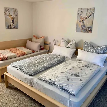 Gemuetliches Wohnstudio Im Wald, Auf Dem Rennsteig Naehe Апартаменты Ильменау