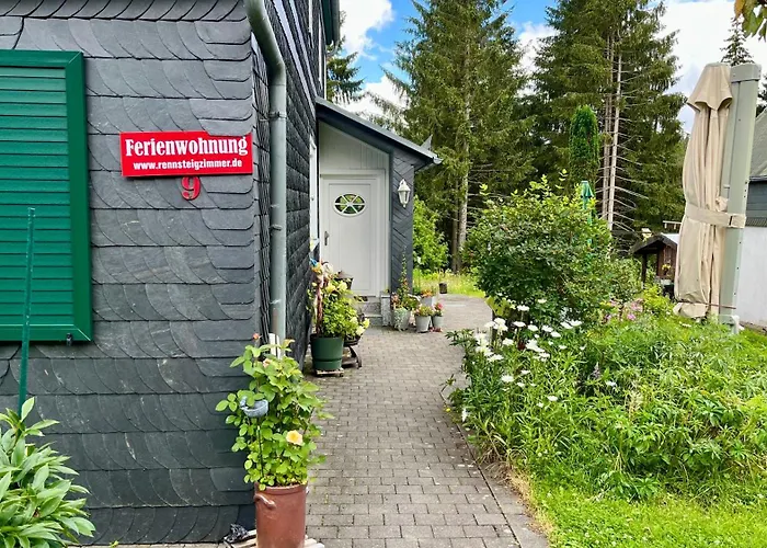 Gemütliches Wohnstudio Im Wald, Auf Dem Rennsteig Nähe Apartment *
